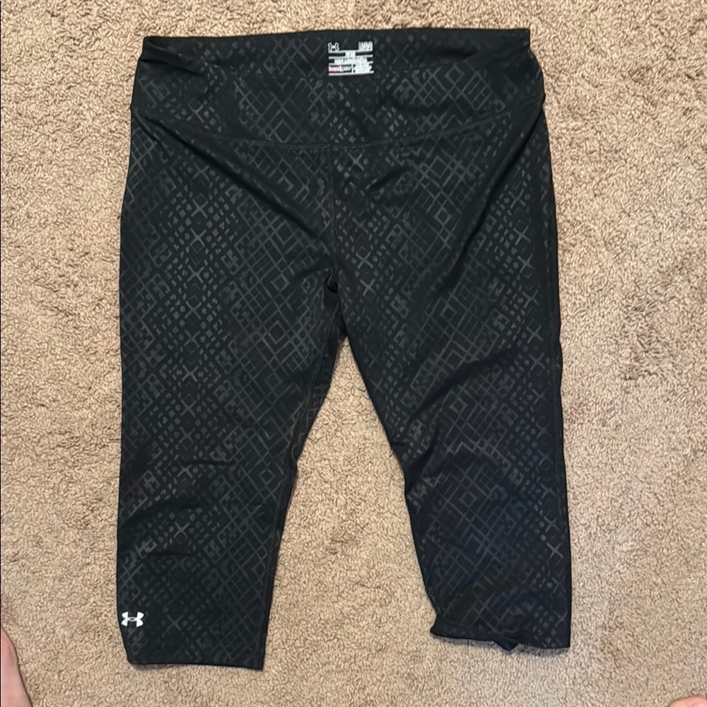 Under Armour Black Capri Leggings with Wide Waistband